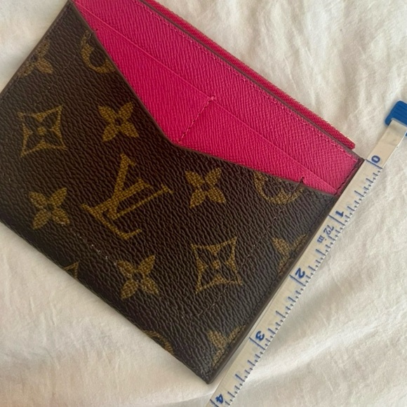 👑✅PRICE FIRM✅ Brown and Pink Fashion Monogram Card Case. Brand New! - Picture 10 of 15